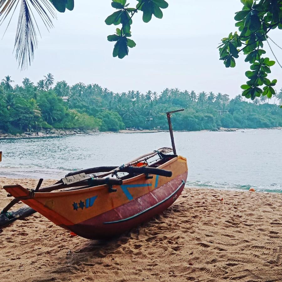 Bed and Breakfast Moon River Surf Beach Cabana Tangalle Exterior foto